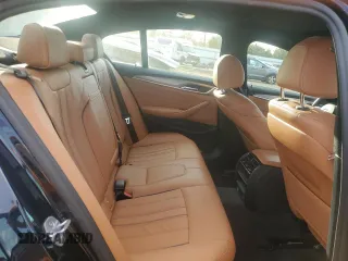2020 BMW 5 Series 540i xDrive z VIN WBAJS3C00LCD90757, wystawiony jako Copart lot #77808054 z przebiegiem 67 606 mil mil oraz Szkoda całkowita • Salvage title. Historia ofert i sprzedaży dostępna na DreamBid. Obrazek 10.