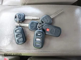 2002 Toyota Camry XLE z VIN 4T1BF30K72U500934, wystawiony jako IAAI lot #42312967 z przebiegiem 169 569 mil mil oraz . Historia ofert i sprzedaży dostępna na DreamBid. Obrazek 11.
