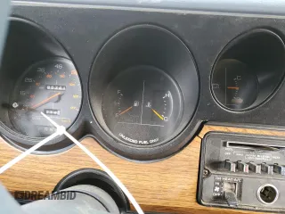 1988 Dodge Passenger with VIN 2B4HB21W4JK149486, listed as a Copart auction lot 42129255 with 160,225 mi miles and Salvage Title. Bid and sale history available at carsss.com. Image 9.