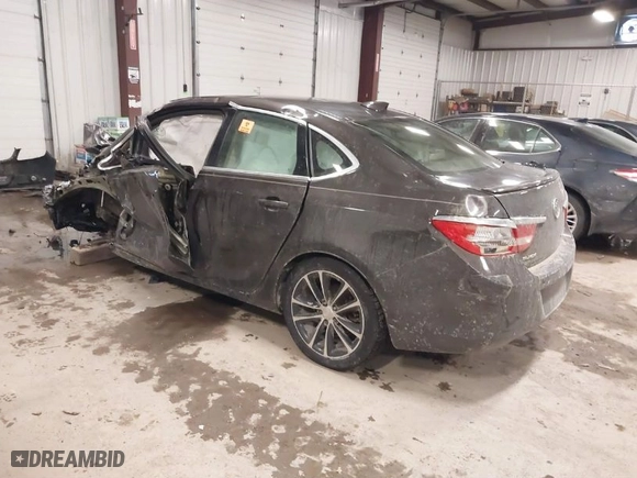 2016 Buick Verano Sport Touring with VIN 1G4PW5SKXG4129418, listed as a IAAI auction lot 41638589 with 174,212 mi miles. Bid and sale history available at carsss.com. Image 3.
