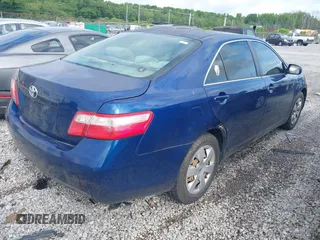 2008 Toyota Camry LE z VIN 4T1BE46KX8U242949, wystawiony jako IAAI lot #42196597 z przebiegiem 220 875 mil mil oraz . Historia ofert i sprzedaży dostępna na DreamBid. Obrazek 4.