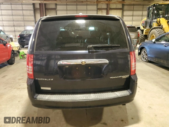 2010 Chrysler Town & Country Touring Plus with VIN 2A4RR8D19AR435101, listed as a Copart auction lot 50723375 with 195,667 mi miles and Salvage Title. Bid and sale history available at carsss.com. Image 6.