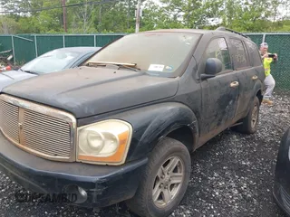 2005 Dodge Durango SLT z VIN 1D4HB48N25F554992, wystawiony jako IAAI lot #42328733 z przebiegiem Nie podano mil oraz . Historia ofert i sprzedaży dostępna na DreamBid. Obrazek 2.