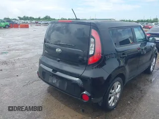 2016 Kia Soul + with VIN KNDJP3A57G7332255, listed as a IAAI auction lot 42111301 with 138,115 mi miles. Bid and sale history available at carsss.com. Image 4.