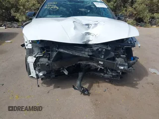 2025 Hyundai Elantra N Line z VIN KMHLR4DF5SU864350, wystawiony jako IAAI lot #42072593 z przebiegiem 7 092 mil mil oraz . Historia ofert i sprzedaży dostępna na DreamBid. Obrazek 6.