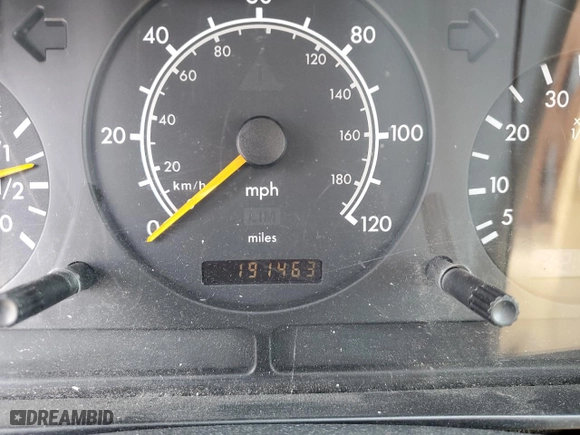 1999 Mercedes-Benz M-Class with VIN 4JGAB54E2XA061500, listed as a Copart auction lot 51301525 with 191,463 mi miles and Salvage Title. Bid and sale history available at carsss.com. Image 9.