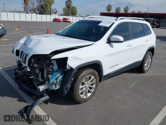 2019 Jeep Cherokee Latitude with VIN 1C4PJMCB5KD212940, listed as a IAAI auction lot 41762856 with 86,777 mi miles. Bid and sale history available at carsss.com. Image 18.