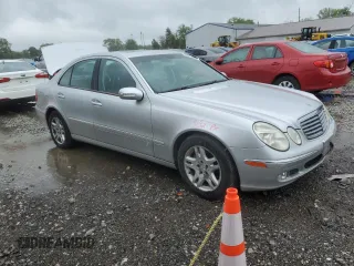 2003 Mercedes-Benz E 320 with VIN WDBUF65J13A207806, listed as a Copart auction lot 55313995 with 146,275 mi miles and Salvage Title. Bid and sale history available at DreamBid. Image 4.