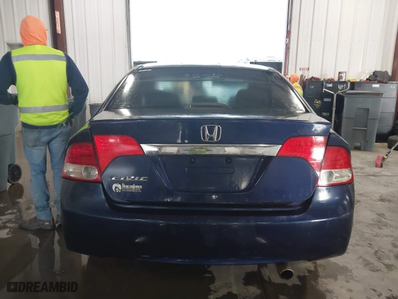 2010 Honda Civic Sdn EX with VIN 19XFA1F88AE008804, listed as a IAAI auction lot 41720695 with 221,503 mi miles. Bid and sale history available at carsss.com. Image 16.