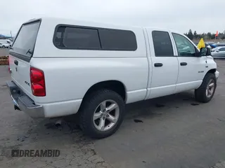 2008 Dodge 1500 SLT with VIN 1D7HU18258J231409, listed as a IAAI auction lot 41627216 with 119,838 mi miles. Bid and sale history available at carsss.com. Image 4.