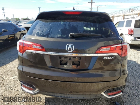 2017 Acura RDX Technology z VIN 5J8TB3H56HL003893, wystawiony jako Copart lot #63861745 z przebiegiem 78 709 mil mil oraz Szkoda całkowita • Salvage title. Historia ofert i sprzedaży dostępna na DreamBid. Obrazek 6.