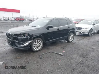 2019 Jeep Cherokee Latitude with VIN 1C4PJLCB1KD339906, listed as a IAAI auction lot 41539248 with 123,243 mi miles and . Bid and sale history available at carsss.com. Image 19.