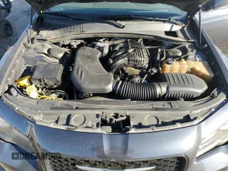 2015 Chrysler 300 with VIN 2C3CCABG4FH853479, listed as a Copart auction lot 48600135 with 207,327 mi miles and Clean Title. Bid and sale history available at carsss.com. Image 11.