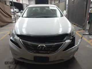 2013 Hyundai Sonata Limited with VIN 5NPEC4ABXDH616673, listed as a IAAI auction lot 41132659 with 170,958 mi miles and . Bid and sale history available at carsss.com. Image 12.