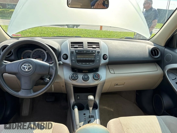 2008 Toyota RAV4 с VIN JTMBK33V585068272, выставлен на аукционе Copart как лот 59519525 с пробегом 176 936 миль миль и Чистый • Clean title. История ставок и продаж доступна на DreamBid. Изображение 9.