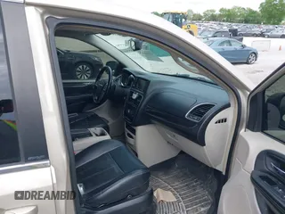 2013 Chrysler Town & Country Touring with VIN 2C4RC1BG6DR631586, listed as a IAAI auction lot 42113388 with 222,706 mi miles and . Bid and sale history available at DreamBid. Image 5.