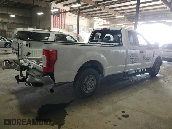 2018 Ford F-250 XL z VIN 1FT7X2A63JED00631, wystawiony jako Copart lot #41529615 z przebiegiem 104 753 mil mil oraz Szkoda całkowita • Salvage title. Historia ofert i sprzedaży dostępna na DreamBid. Obrazek 3.