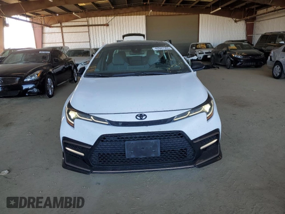 2021 Toyota Corolla SE with VIN 5YFM4MCE8MP071382, listed as a Copart auction lot 42647305 with 55,258 mi miles and Salvage Title. Bid and sale history available at carsss.com. Image 5.
