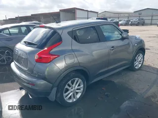 2011 Nissan Juke SL with VIN JN8AF5MV9BT015771, listed as a IAAI auction lot 42149705 with 127,588 mi miles and . Bid and sale history available at carsss.com. Image 4.