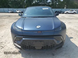2023 Fisker Ocean One z VIN VCF1ZBU20PG005976, wystawiony jako Copart lot #63520664 z przebiegiem 281 mil mil oraz Szkody całkowita. Historia ofert i sprzedaży dostępna na DreamBid. Obrazek 5.