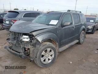 2005 Nissan Pathfinder SE with VIN 5N1AR18U05C707611, listed as a IAAI auction lot 41413932 with 260,777 mi miles. Bid and sale history available at carsss.com. Image 2.