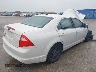 2010 Ford Fusion SE with VIN 3FAHP0HA3AR243983, listed as a IAAI auction lot 41887783 with 1 mi miles. Bid and sale history available at carsss.com. Image 4.