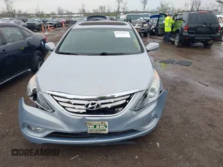 2012 Hyundai Sonata SE with VIN 5NPEC4AB6CH409728, listed as a IAAI auction lot 41938562 with 156,690 mi miles and . Bid and sale history available at carsss.com. Image 13.