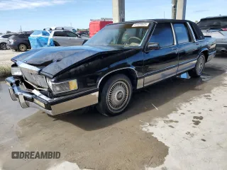 1990 Cadillac DeVille z VIN 1G6CD5335L4310097, wystawiony jako Copart lot #41522025 z przebiegiem 58 218 mil mil oraz Czysty tytuł • Clean title. Historia ofert i sprzedaży dostępna na DreamBid. Obrazek 1.