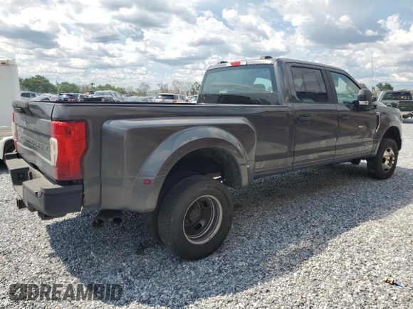 2020 Ford F-350 XL with VIN 1FT8W3DT0LEE25376, listed as a Copart auction lot 62146065 with 353,128 mi miles and Clean title. Bid and sale history available at DreamBid. Image 3.