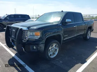 2014 GMC Sierra 1500 Denali z VIN 3GTU2WEC2EG302474, wystawiony jako IAAI lot #41881222 z przebiegiem 197 221 mil mil oraz . Historia ofert i sprzedaży dostępna na DreamBid. Obrazek 17.