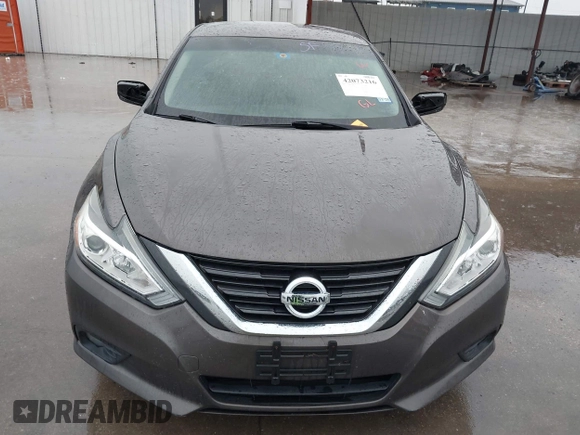 2017 Nissan Altima S z VIN 1N4AL3AP1HC189184, wystawiony jako IAAI lot #42073216 z przebiegiem 136 633 mil mil oraz . Historia ofert i sprzedaży dostępna na DreamBid. Obrazek 6.