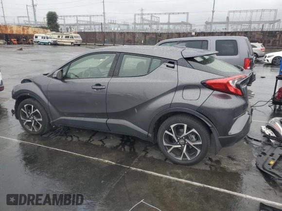 2019 Toyota C-HR XLE z VIN JTNKHMBX4K1061119, wystawiony jako Copart lot #47112995 z przebiegiem 42 983 mil mil oraz Szkoda całkowita • Salvage title. Historia ofert i sprzedaży dostępna na DreamBid. Obrazek 2.