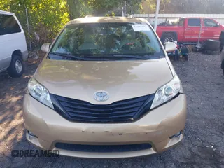 2011 Toyota Sienna XLE AAS с VIN 5TDYK3DCXBS126384, выставлен на аукционе IAAI как лот 42309297 с пробегом 229 242 миль миль и . История ставок и продаж доступна на DreamBid. Изображение 12.