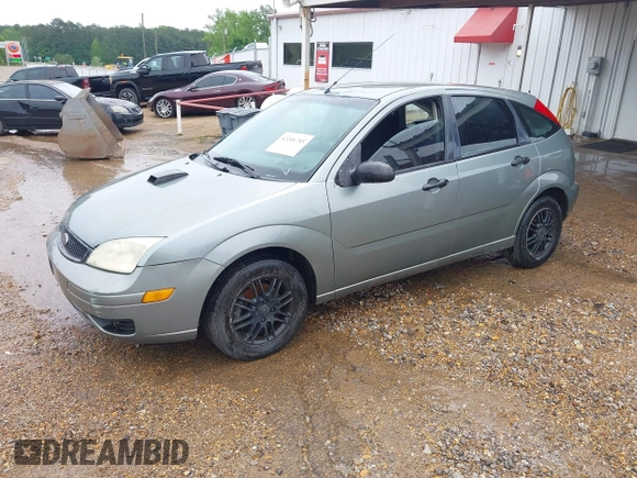 2006 Ford Focus S with VIN 1FAHP37N86W175318, listed as a IAAI auction lot 42206785 with 220,401 mi miles and . Bid and sale history available at DreamBid. Image 2.