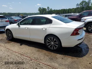 2021 Volvo S60 Momentum with VIN 7JR102FK5MG091743, listed as a Copart auction lot 58316763 with 17,214 mi miles. Bid and sale history available at carsss.com. Image 2.