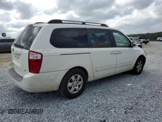2006 Kia Sedona LX with VIN KNDMB233X66070866, listed as a Copart auction lot 71335794 with 242,416 mi miles and Salvage Title. Bid and sale history available at carsss.com. Image 3.