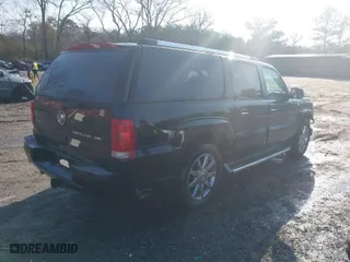 2004 Cadillac Escalade ESV with VIN 3GYFK66N84G329132, listed as a IAAI auction lot 41500501 with 246,455 mi miles. Bid and sale history available at carsss.com. Image 4.