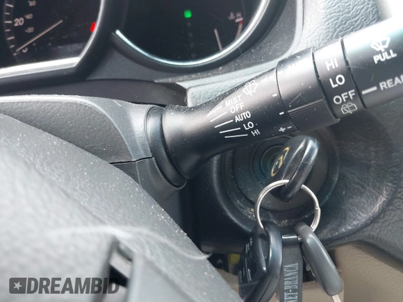 2006 Lexus RX 400h with VIN JTJHW31U160027024, listed as a IAAI auction lot 42038268 with 103,946 mi miles and . Bid and sale history available at DreamBid. Image 11.