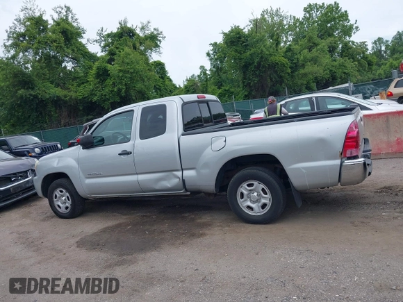 2006 Toyota Tacoma z VIN 5TETX22N26Z178272, wystawiony jako IAAI lot #42359672 z przebiegiem 414 561 mil mil oraz . Historia ofert i sprzedaży dostępna na DreamBid. Obrazek 14.