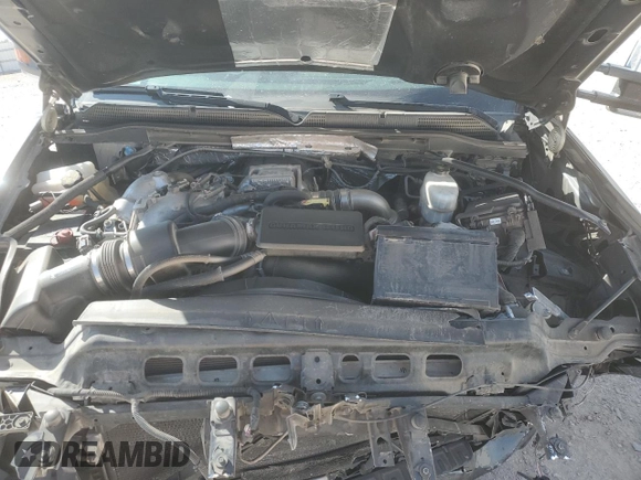 2019 GMC Sierra 3500HD Denali z VIN 1GT42WEY6KF163720, wystawiony jako Copart lot #56526725 z przebiegiem Nie podano mil oraz Szkody całkowita. Historia ofert i sprzedaży dostępna na DreamBid. Obrazek 11.