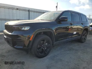 2024 Jeep Grand Cherokee Altitude X z VIN 1C4RJKAG5R8930325, wystawiony jako Copart lot #52742275 z przebiegiem 11 470 mil mil oraz Szkoda całkowita • Salvage title. Historia ofert i sprzedaży dostępna na DreamBid. Obrazek 1.