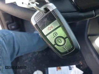 2022 Ford Mustang Mach-E Select z VIN 3FMTK1SS2NMA17717, wystawiony jako IAAI lot #41737529 z przebiegiem Nie podano mil oraz . Historia ofert i sprzedaży dostępna na DreamBid. Obrazek 11.
