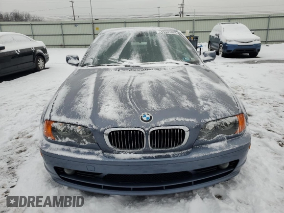 2003 BMW 3 Series 325Ci with VIN WBABS33453PG91055, listed as a Copart auction lot 44337445 with 177,804 mi miles and Clean Title. Bid and sale history available at carsss.com. Image 5.