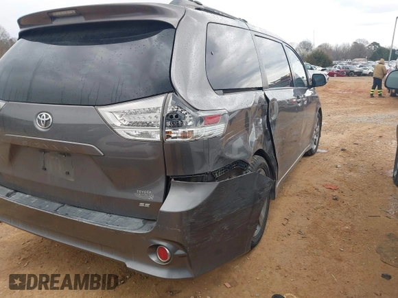 2011 Toyota Sienna SE with VIN 5TDXK3DC3BS143331, listed as a IAAI auction lot 41758043 with 215,490 mi miles. Bid and sale history available at carsss.com. Image 6.