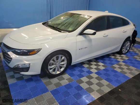 2024 Chevrolet Malibu LT with VIN 1G1ZD5ST5RF205896, listed as a Copart auction lot 50313055 with 31,942 mi miles and Clean Title. Bid and sale history available at carsss.com. Image 1.