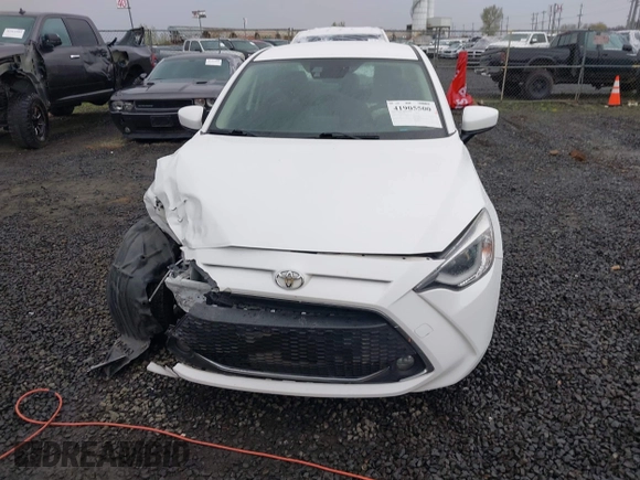 2019 Toyota Yaris L z VIN 3MYDLBYV5KY506616, wystawiony jako IAAI lot #41905500 z przebiegiem 62 758 mil mil oraz . Historia ofert i sprzedaży dostępna na DreamBid. Obrazek 12.