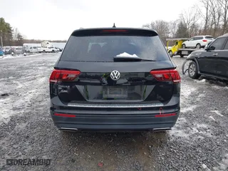 2019 Volkswagen Tiguan SE with VIN 3VV3B7AX2KM196407, listed as a IAAI auction lot 40993730 with 86,904 mi miles. Bid and sale history available at carsss.com. Image 16.