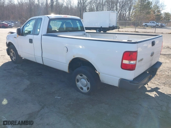 2005 Ford F-150 XL with VIN 1FTRF12285NB41452, listed as a IAAI auction lot 41903892 with 290,233 mi miles. Bid and sale history available at carsss.com. Image 3.