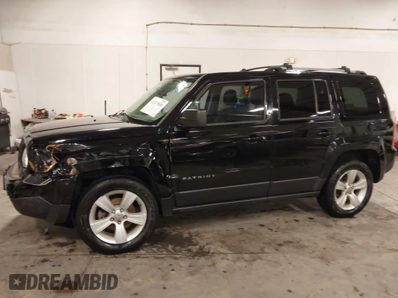 2014 Jeep Patriot Limited z VIN 1C4NJRCB0ED928766, wystawiony jako IAAI lot #42437880 z przebiegiem 135 443 mil mil oraz . Historia ofert i sprzedaży dostępna na DreamBid. Obrazek 15.