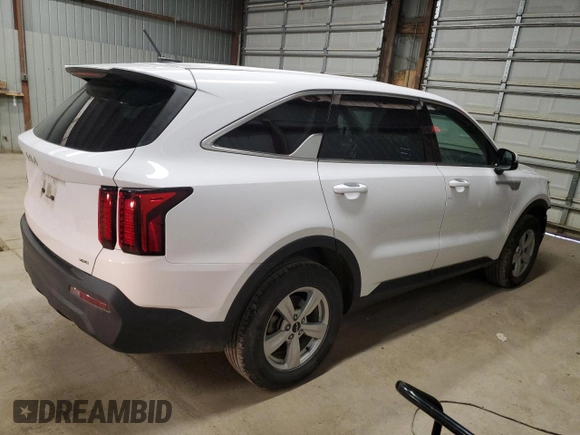 2023 Kia Sorento LX with VIN 5XYRGDLC9PG221228, listed as a Copart auction lot 50293405 with 16,833 mi miles and Salvage Title. Bid and sale history available at carsss.com. Image 3.